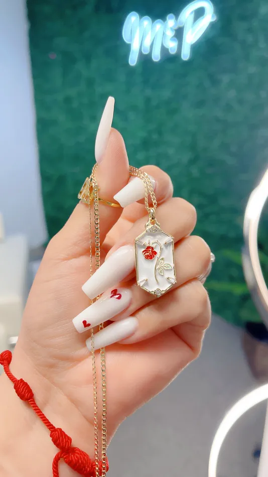 White Enchanted Rose Necklace MP Jewelry Necklaces