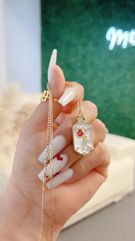 White Enchanted Rose Necklace MP Jewelry Necklaces