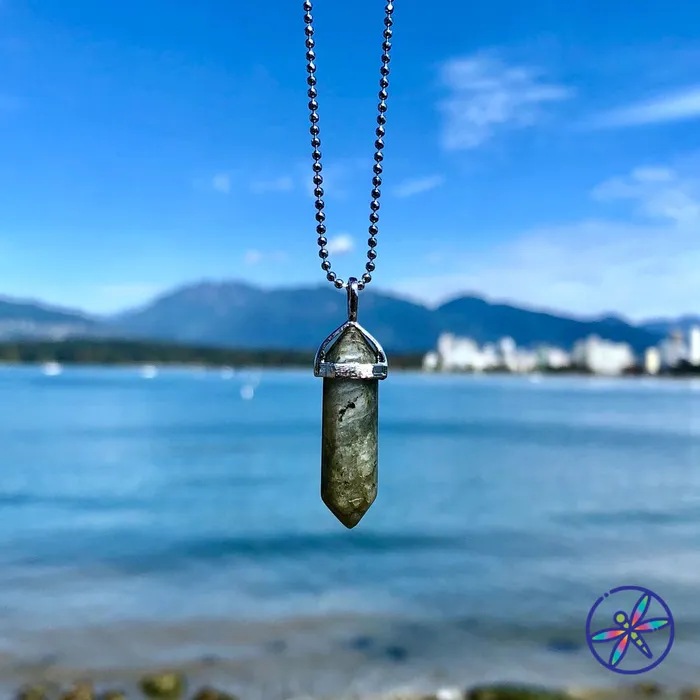 Necklaces Labradorite Crystal Necklace CSJA
